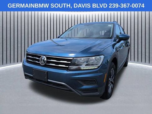 Used 2020 Volkswagen Tiguan SE w/ Panoramic Sunroof Package AWD/4WD image 9