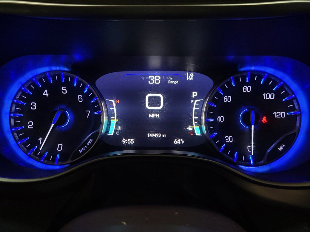 Used 2017 Chrysler Pacifica Touring-L Plus w/ Advanced Safetytec Group FWD image 23