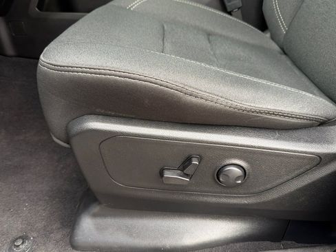 Used 2025 RAM 1500 Big Horn AWD/4WD image 12