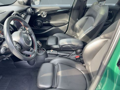 Used 2020 MINI Cooper S image 5