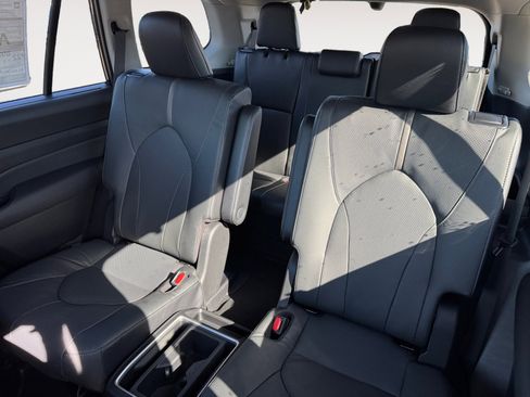 New 2026 Toyota Grand Highlander AWD image 16