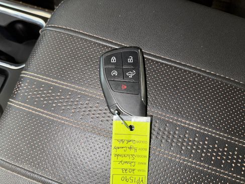 Used 2023 Chevrolet Silverado 1500 High Country w/ High Country Premium Package image 21