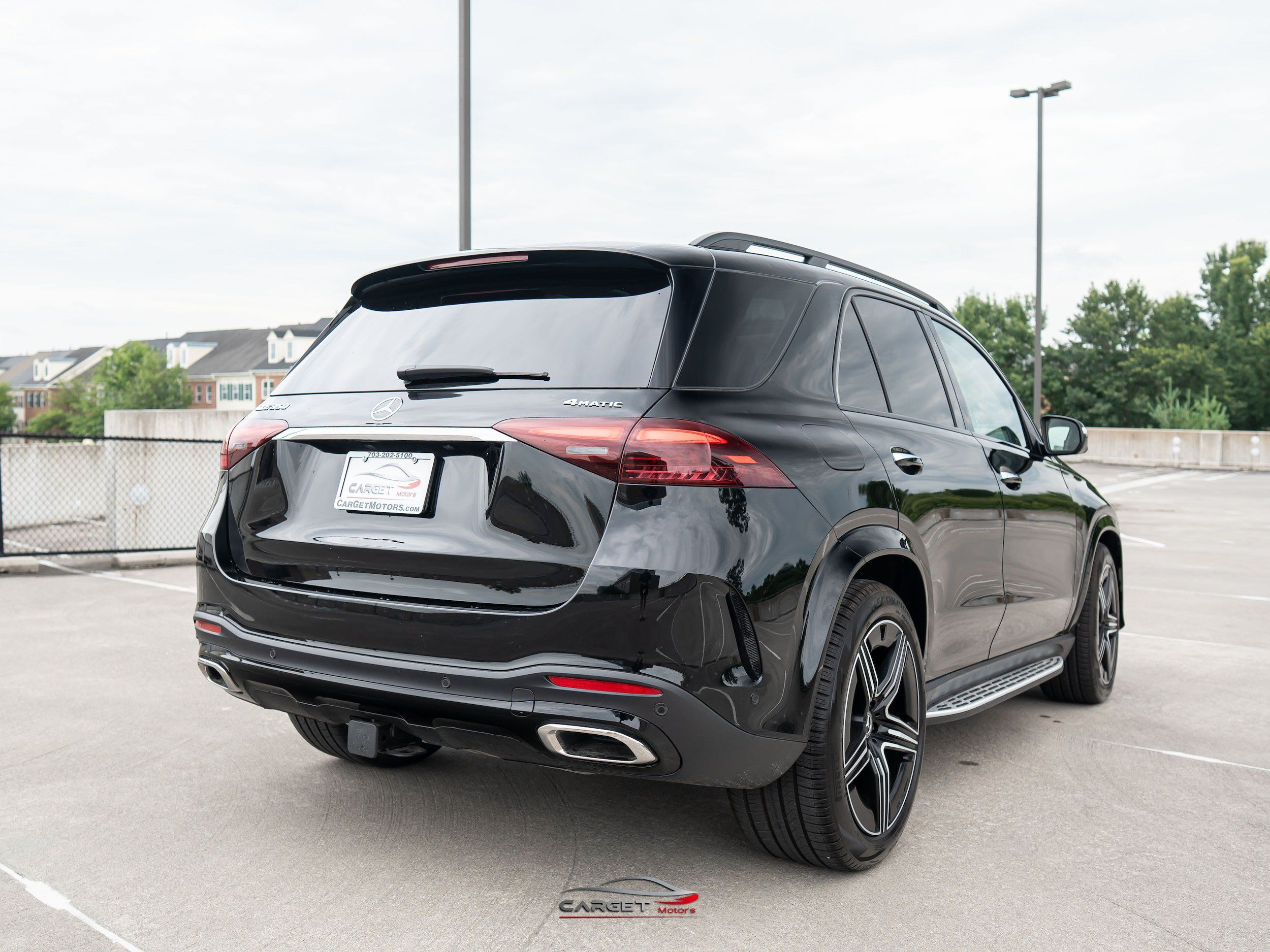 Used 2026 Mercedes-Benz GLE 350 4MATIC w/ AMG Line Exterior image 7