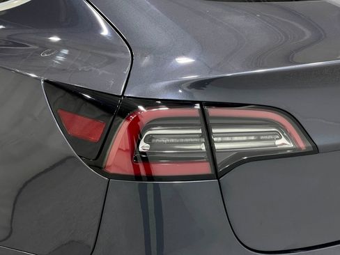 Used 2020 Tesla Model 3 Long Range AWD/4WD image 29