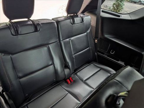 Used 2025 Ford Explorer ST AWD/4WD image 19