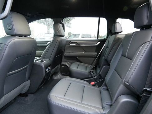 New 2026 GMC Acadia Elevation w/ Elevation Premium Package image 7