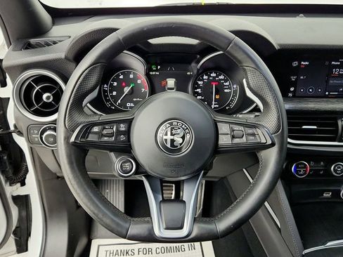 Used 2022 Alfa Romeo Stelvio Sprint image 14