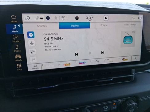 New 2026 Jeep Gladiator Sport image 16