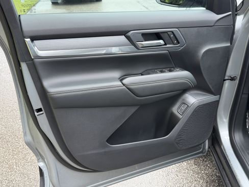 New 2026 GMC Terrain Elevation w/ Elevation Premium Package FWD image 11