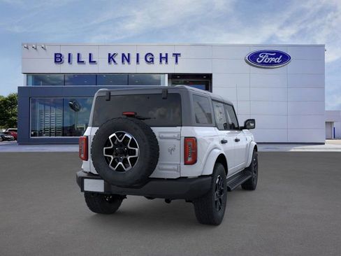 New 2026 Ford Bronco Outer Banks image 8