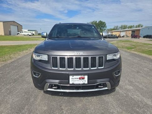 Used 2015 Jeep Grand Cherokee Overland w/ Advanced Technology Group AWD/4WD image 2