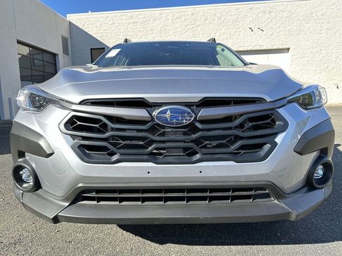 Used 2024 Subaru Crosstrek 2.0i Premium image 25