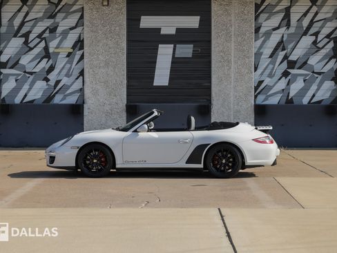 Used 2011 Porsche 911 Carrera GTS RWD image 7