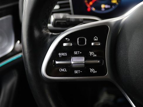 Used 2020 Mercedes-Benz GLS 450 4MATIC image 32