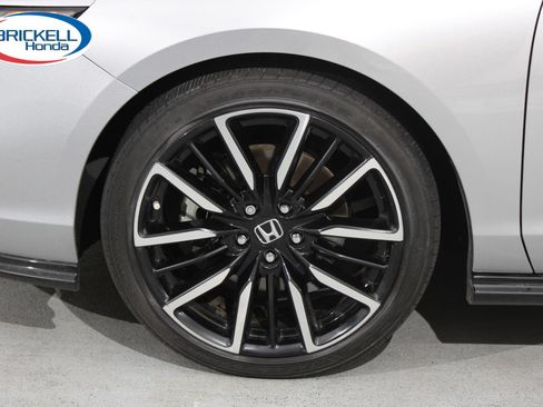 Used 2024 Honda Accord Touring image 18