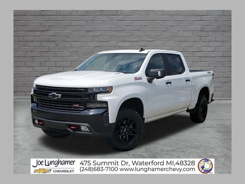 Used 2022 Chevrolet Silverado 1500 LT Trail Boss w/ LT Trail Boss Premium Package AWD/4WD image 1