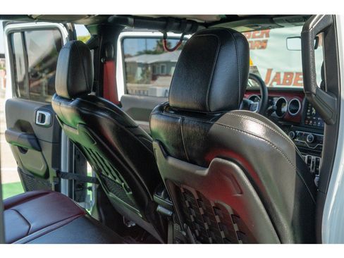Used 2023 Jeep Wrangler Unlimited Rubicon 4xe AWD/4WD image 41