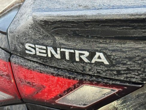 Used 2021 Nissan Sentra SR image 40