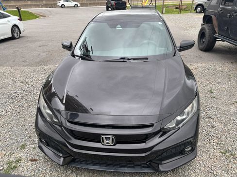Used 2019 Honda Civic EX image 2
