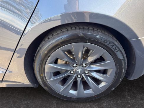 Used 2019 Tesla Model S 100D AWD/4WD image 14