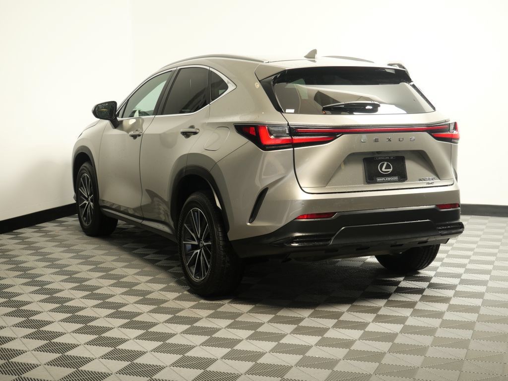 Certified 2024 Lexus NX 350 AWD image 6