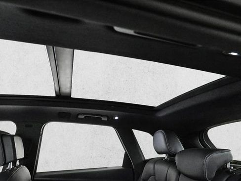 Certified 2025 Audi Q5 2.0T Premium Plus w/ Premium Plus Package image 20