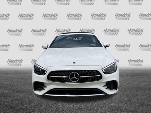 Used 2023 Mercedes-Benz E 450 Cabriolet image 3