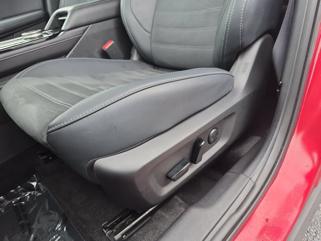 Used 2025 Mitsubishi Outlander SE AWD/4WD image 11