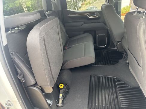 Used 2026 Chevrolet Silverado 1500 LT AWD/4WD image 48