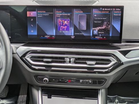 Used 2024 BMW 330e image 17