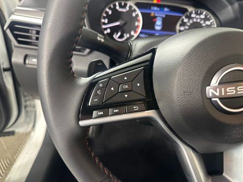 Certified 2025 Nissan Altima 2.5 SR image 15