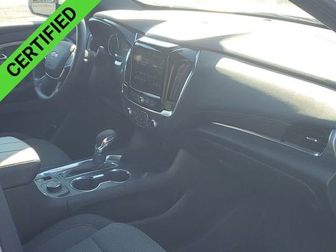 Certified 2023 Chevrolet Traverse LT w/ LPO, Floor Liner Package image 29