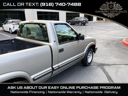 Used 1999 Chevrolet S10 Pickup LS w/ Preferred Equipment Group RWD image 9