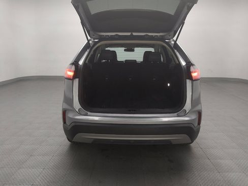 Used 2021 Ford Edge SEL image 29