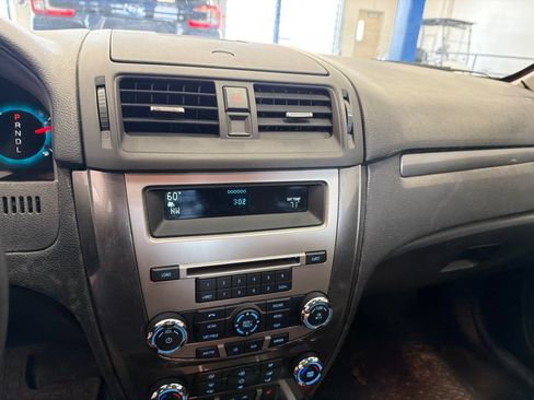 Used 2010 Ford Fusion SEL FWD image 5