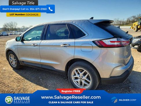 Used 2023 Ford Edge SEL AWD/4WD image 3