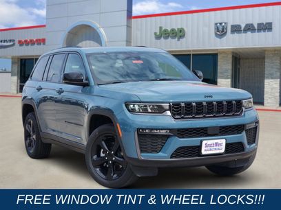 New 2026 Jeep Grand Cherokee Limited w/ Limited Altitude Package