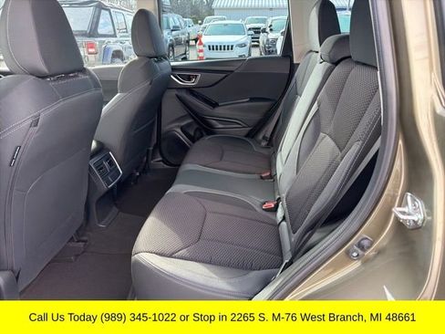 Used 2023 Subaru Forester Premium image 29