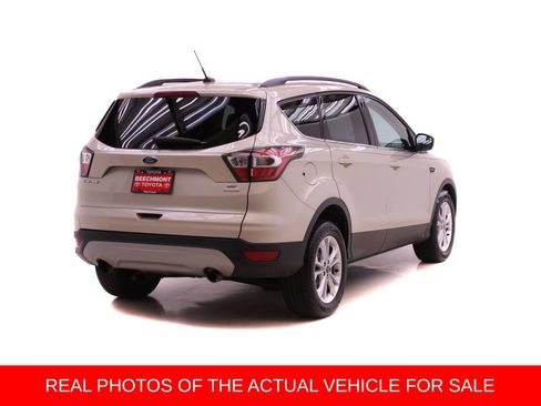 Used 2017 Ford Escape SE w/ SE Leather Comfort Package FWD image 2