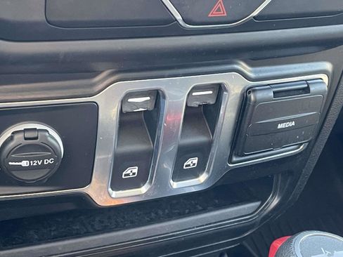 Used 2020 Jeep Wrangler Sport image 5