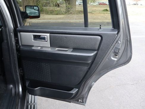 Used 2017 Ford Expedition XLT w/ Equipment Group 202A image 27