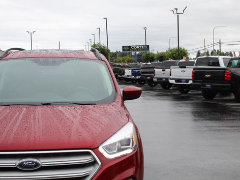 Used 2018 Ford Escape SEL w/ Canadian Touring Package AWD/4WD image 11