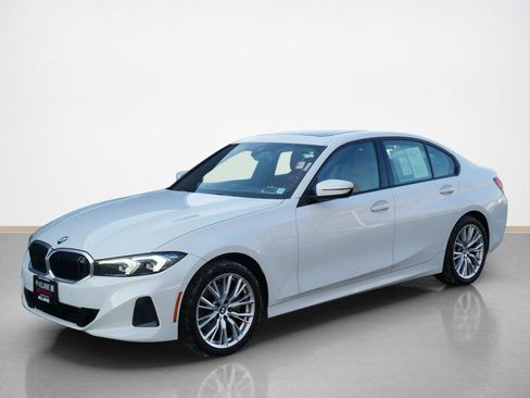 Used 2023 BMW 330i xDrive Sedan image 7