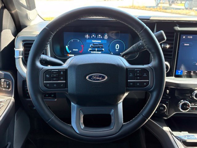 Used 2025 Ford F350 Lariat w/ Lariat Ultimate Package AWD/4WD image 14