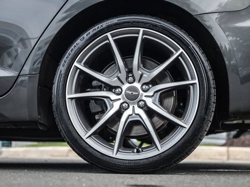 Used 2022 Genesis G70 3.3T AWD/4WD image 19