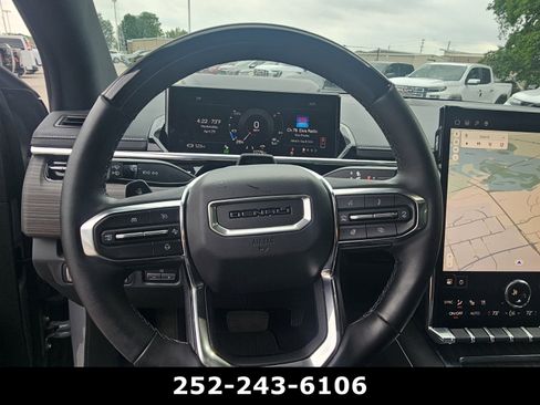 Used 2024 GMC Sierra EV Denali AWD/4WD image 12