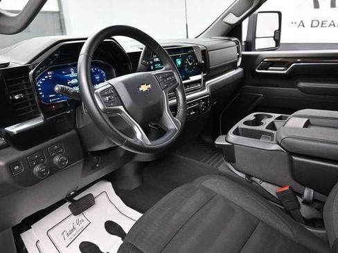 Used 2026 Chevrolet Silverado 2500 LT AWD/4WD image 19