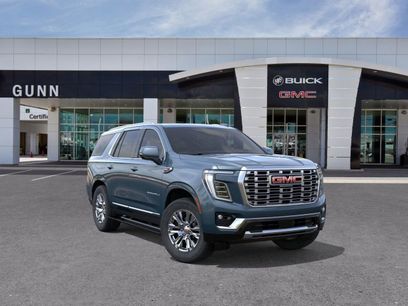 New 2026 GMC Yukon Denali w/ Sun & Power Step Package