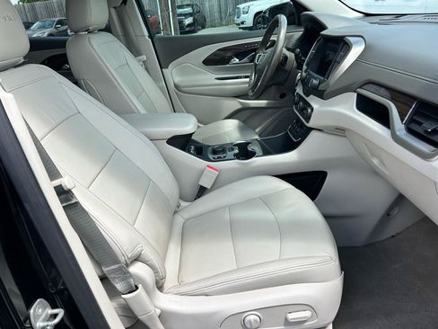 Used 2020 GMC Terrain Denali w/ Denali Premium Package FWD image 10