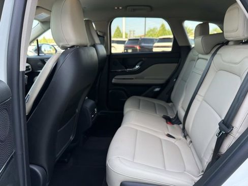 New 2026 Lincoln Corsair Premiere FWD image 14